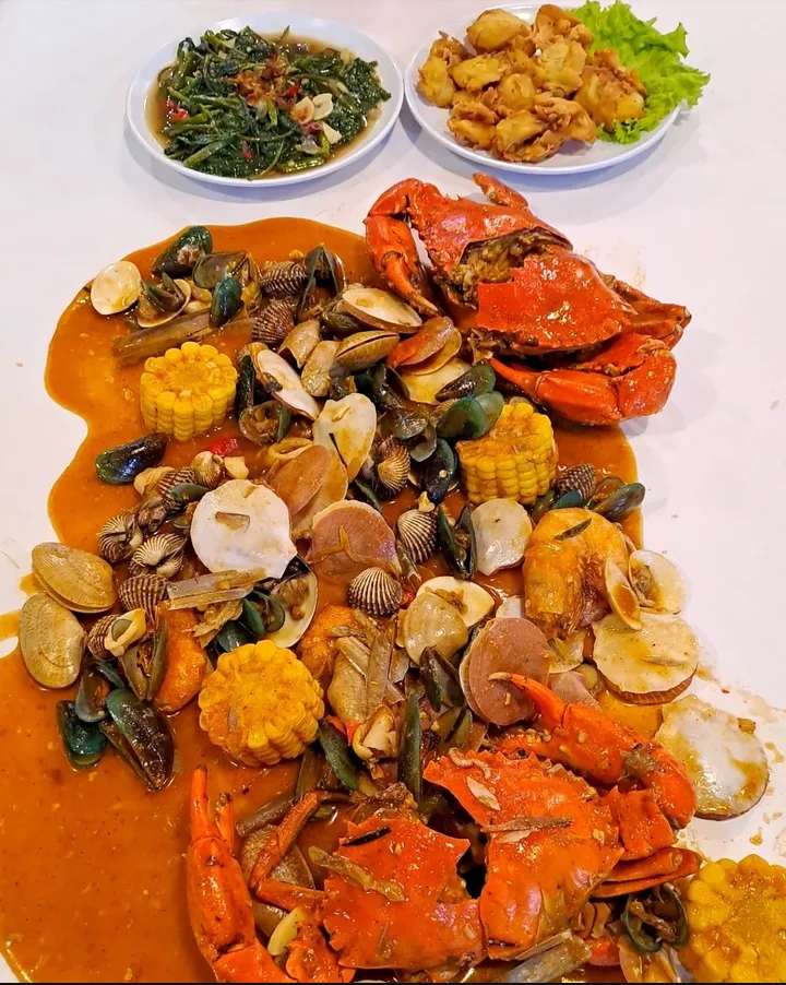 Paket Seafood Tumpah "145"